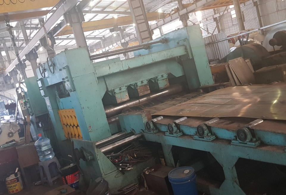 Máy cắt tâm 3-12x2000mm